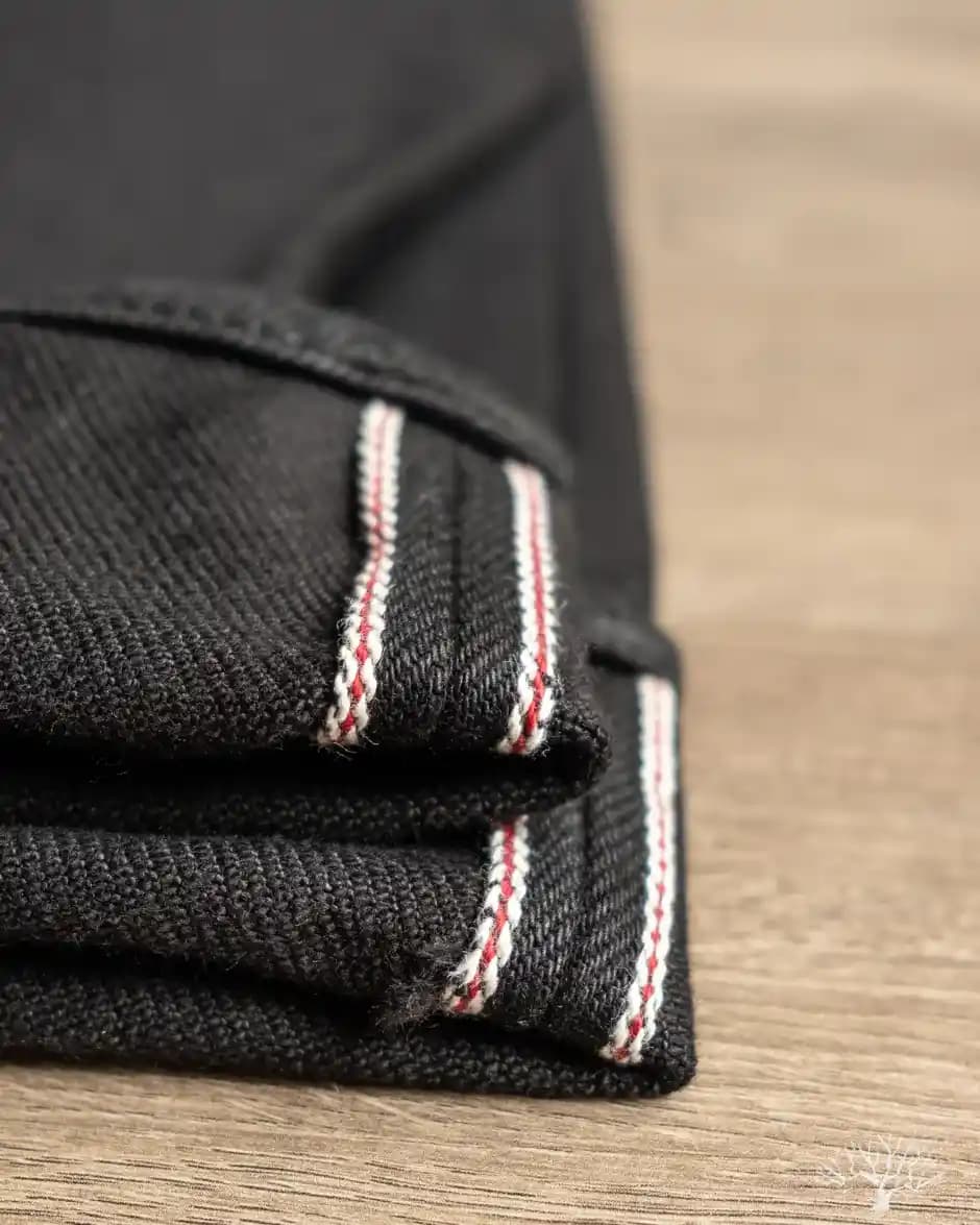 Iron Heart IH-555S-SBG 21oz Jean Pantolonunun Kesim, Kumaş ve Kullanıcı Deneyimleri