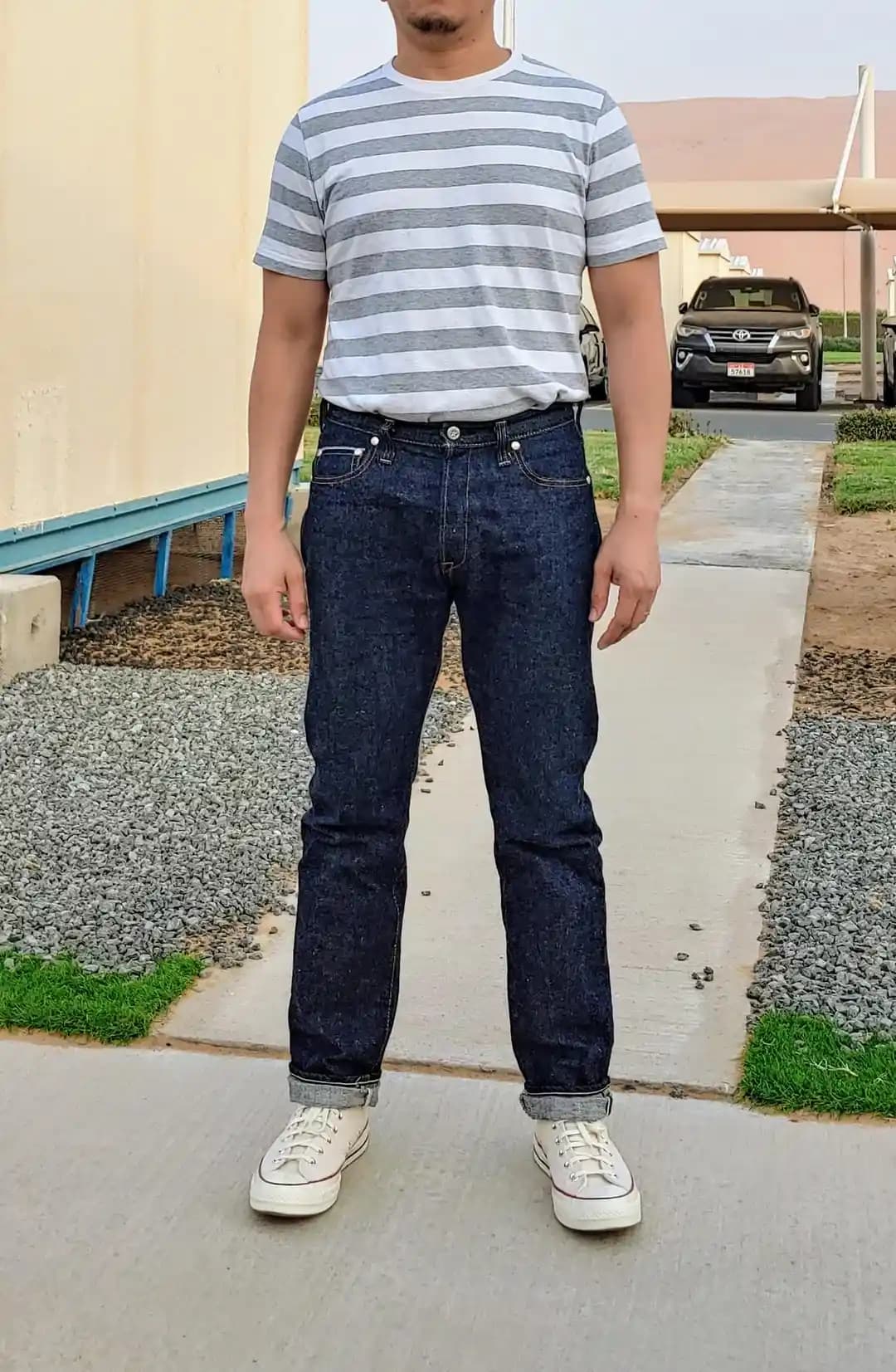 Samurai S004JP Slim Tapered Raw Denim: Kesim, Kumaş ve Kullanıcı Deneyimleri