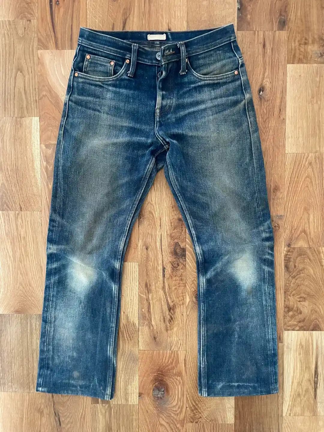 Unbranded 321 21oz Blue Ticker Raw Denim: 6 Aylık Kullanımda Solma ve Dayanıklılık Analizi