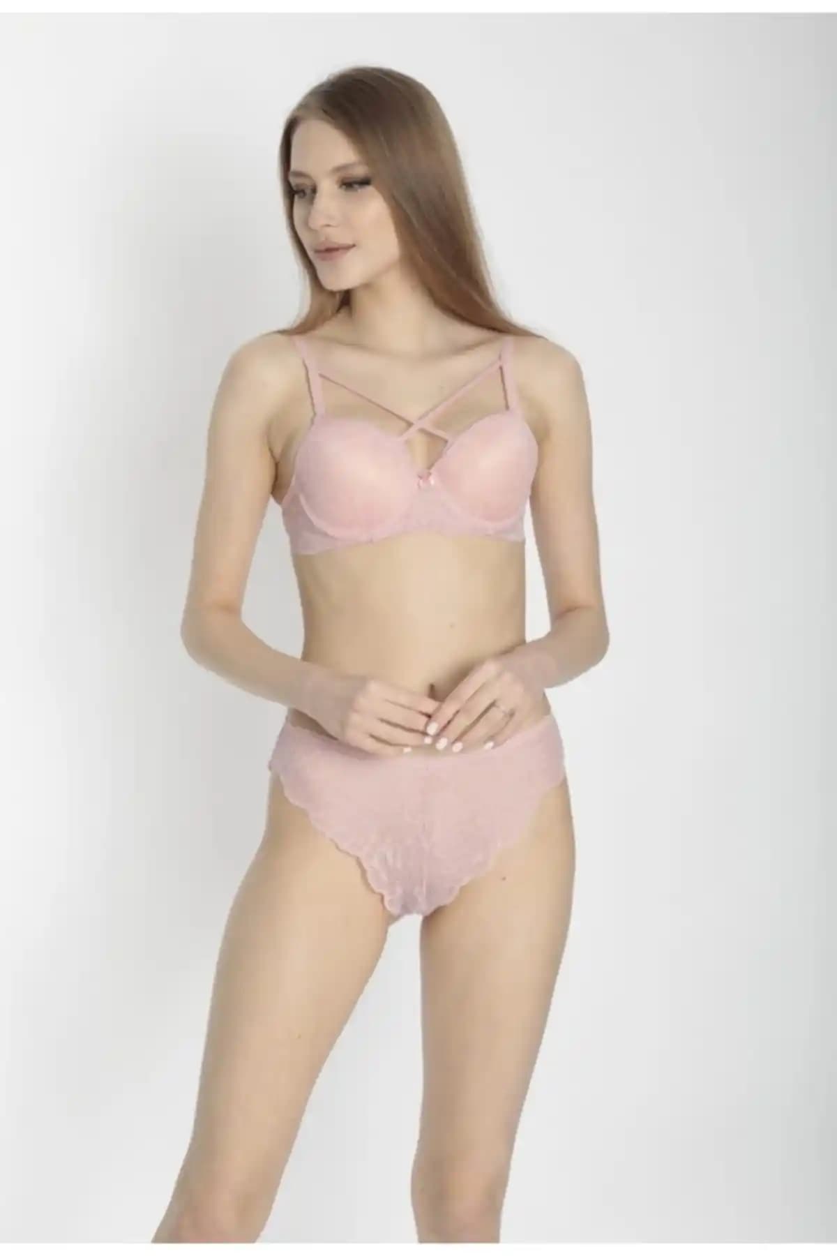 ARONA Pudra Renk Destekli İç Çamaşır Takımı: Şıklık ve Konfor Sunan Günlük Kullanım İçin Ideal