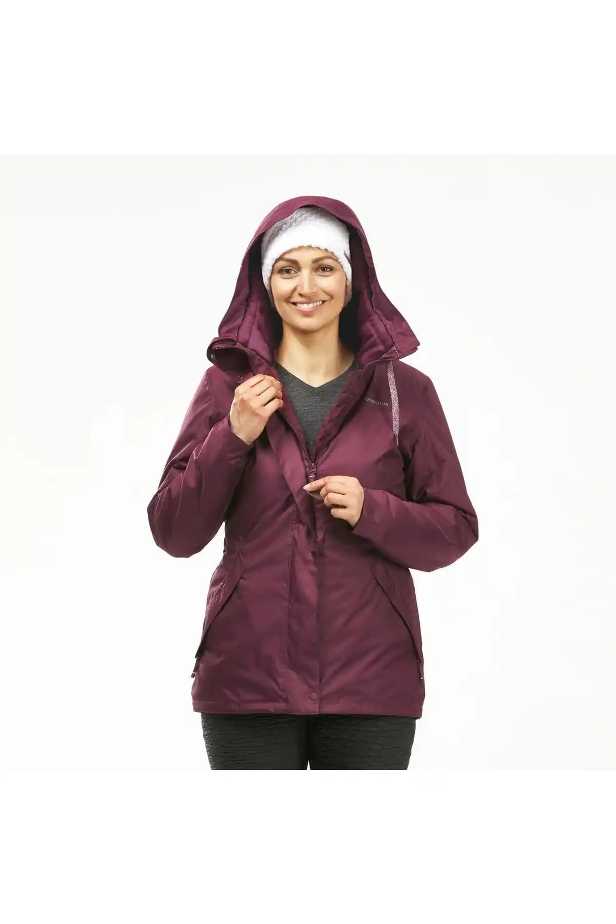 Decathlon Kadın Su Geçirmez Outdoor Kar Montu: Şık ve Dayanıklı Kış Giyim Seçeneği