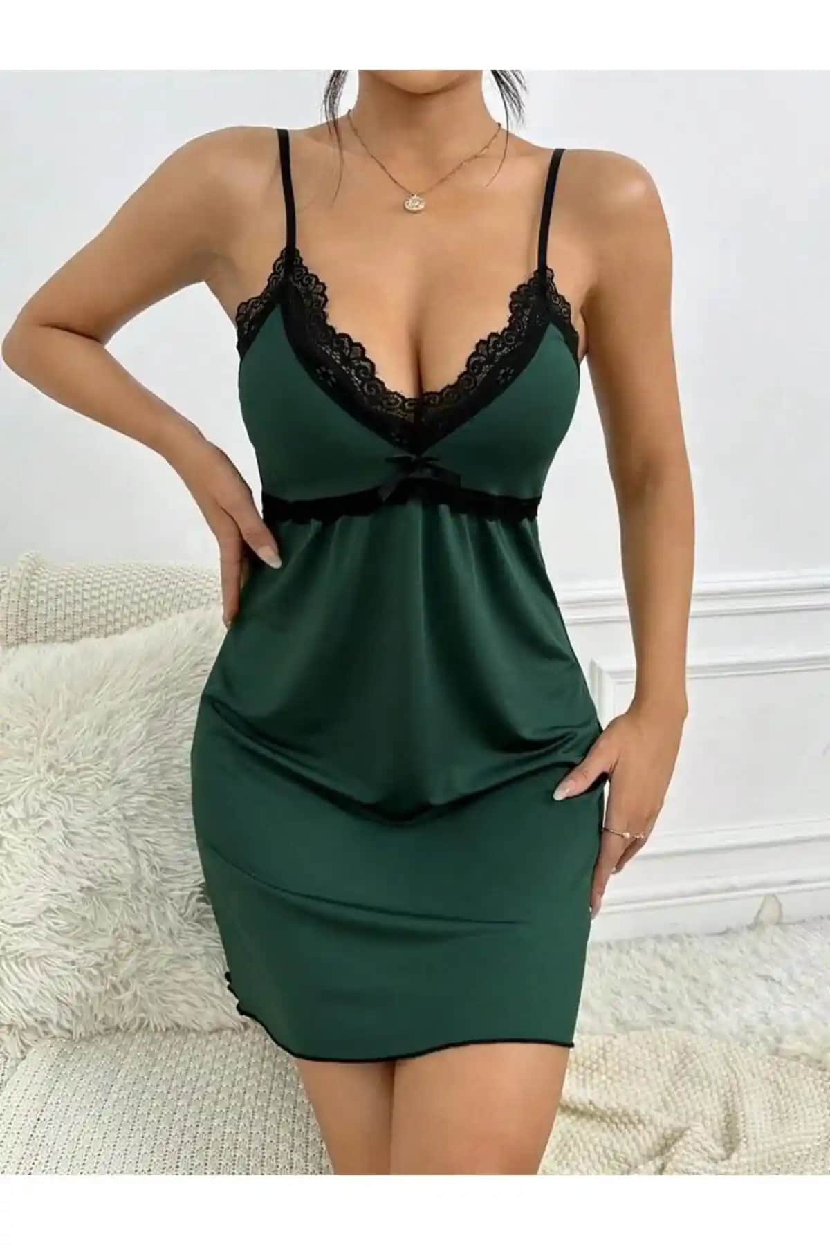 Fancy&Dancy Yeşil Dantel İşlemeli Kadın Gecelik Modern ve Şık Tasarım