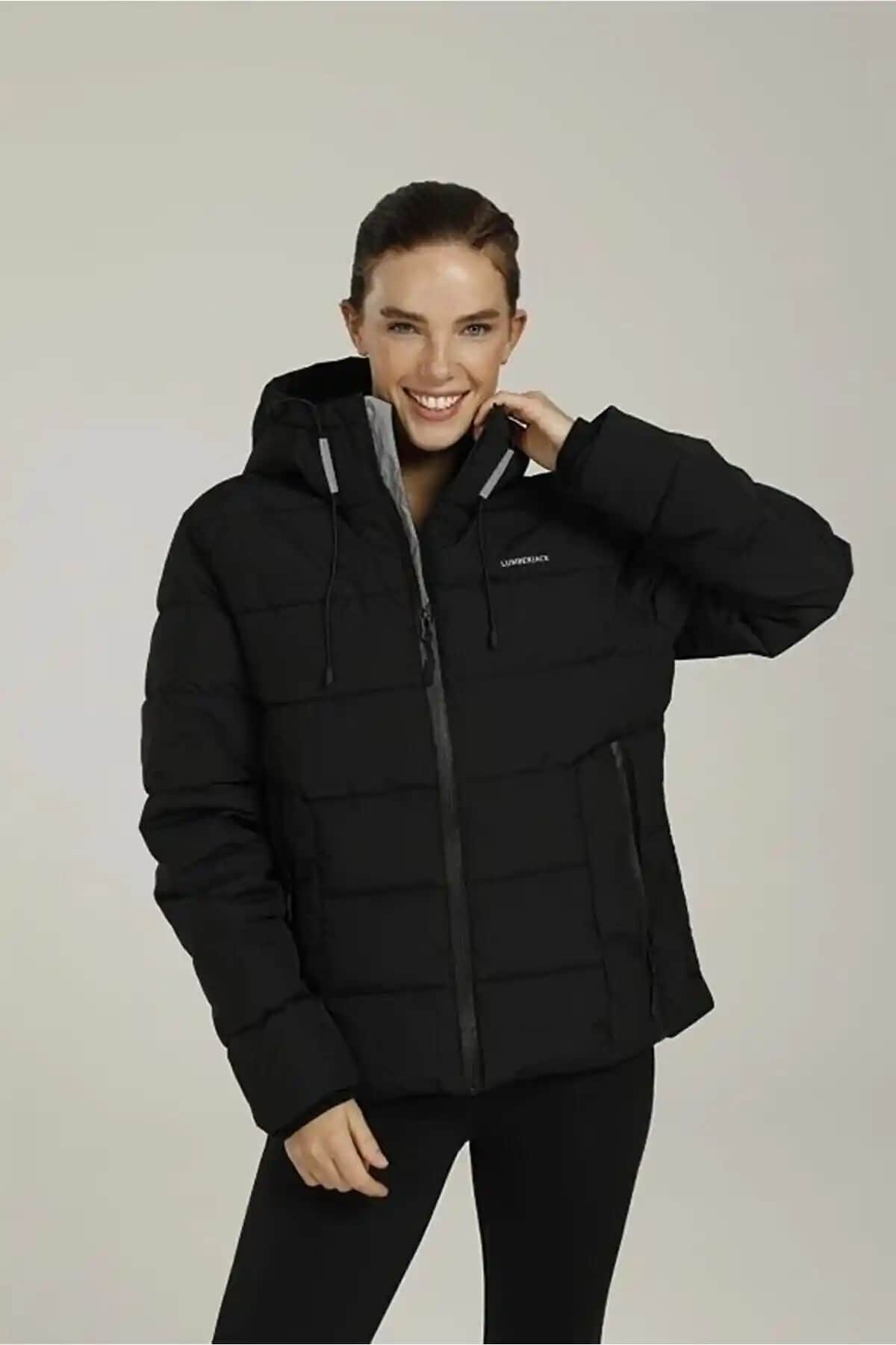Kadınlar İçin Şık ve Fonksiyonel Apreski Kabanı - Suya Dayanıklı ve Sıcak Tutucu Tasarım