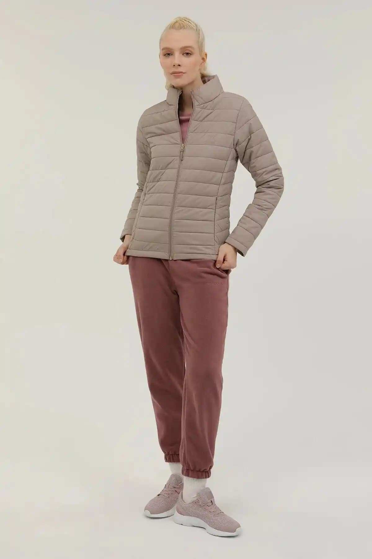 Lumberjack Kadın Basic Padded Coat Şık ve Konforlu Günlük Kullanım Montu