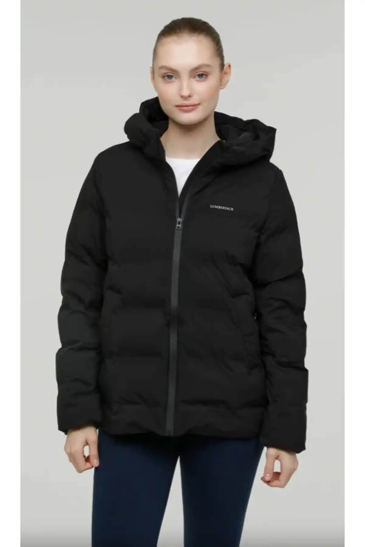 Lumberjack Spor Montu: Su Geçirmez, Şık ve Fonksiyonel Denim Spor Montu Özellikleri