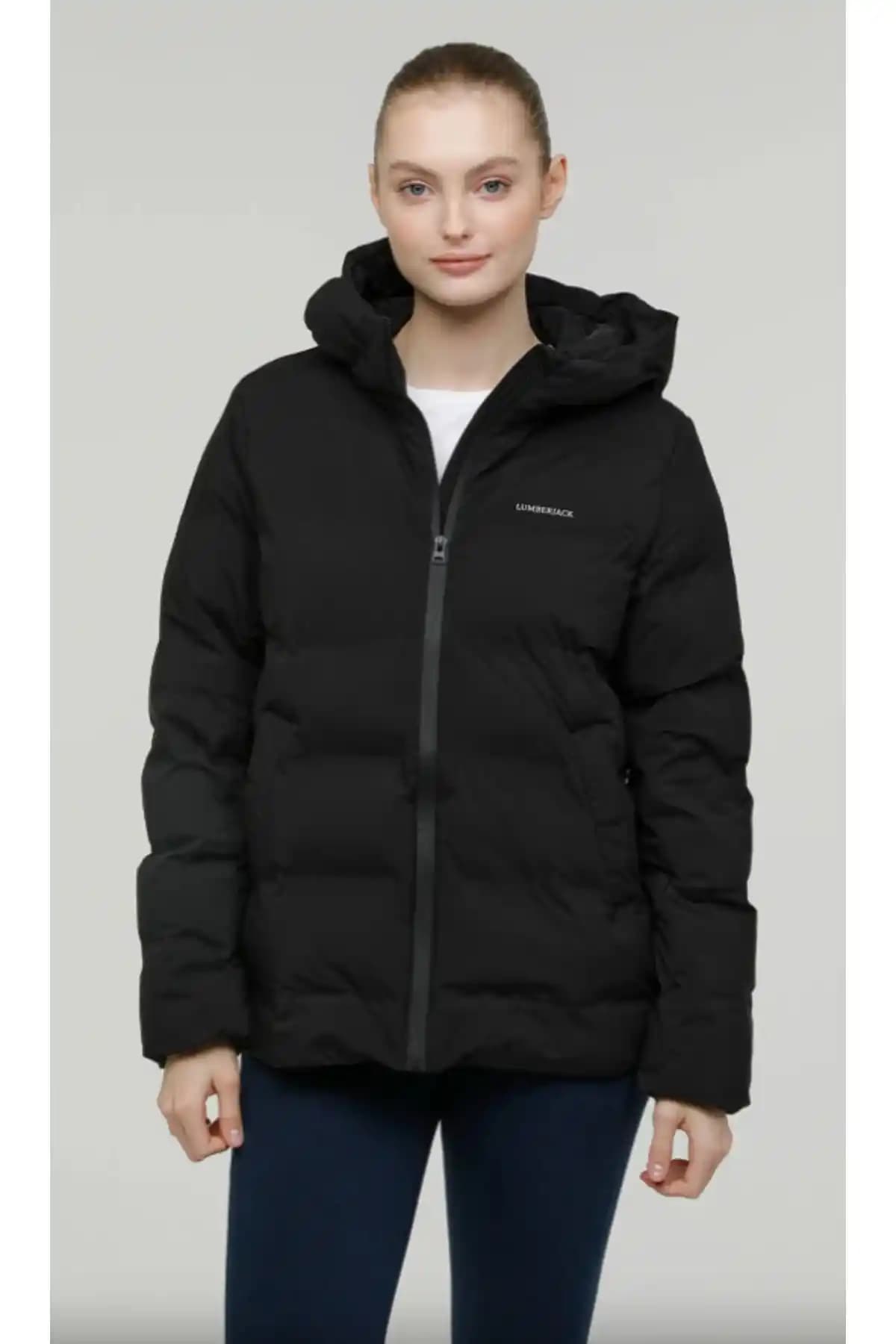 Lumberjack Spor Montu: Su Geçirmez, Şık ve Fonksiyonel Denim Spor Montu Özellikleri