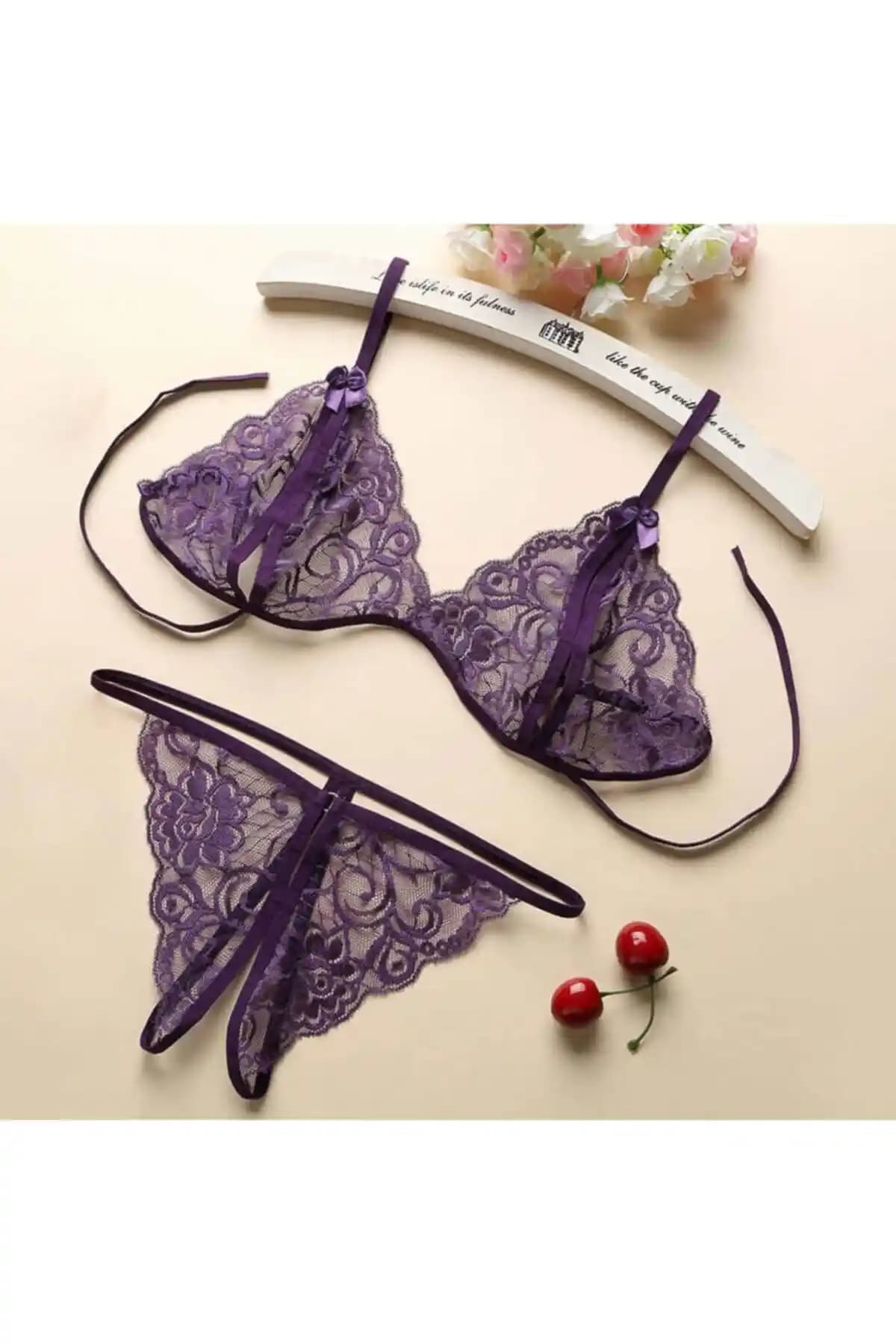Imoda Kadın Mor Dantelli Sütyen Külot Takımı: Şıklık ve Konforun Buluşması