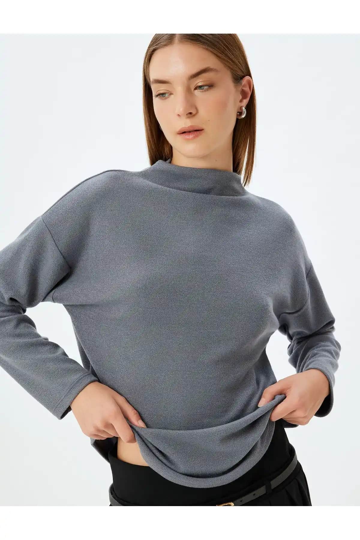 Gri Kadın Kazakları: Modaya Uygun ve Konforlu Seçenekler ile Stil Yaratın