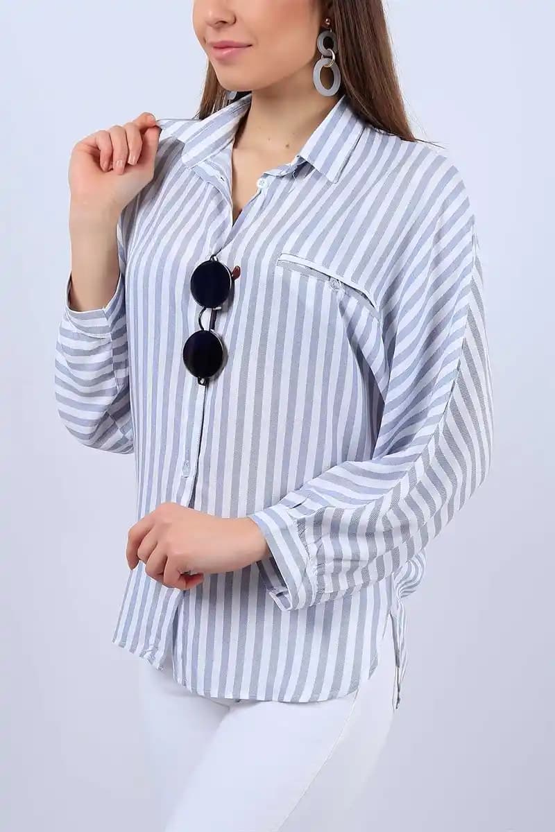 2025'te Mavi Çizgili Gömleklerle Gardırobunuzda Şıklık Devrimi