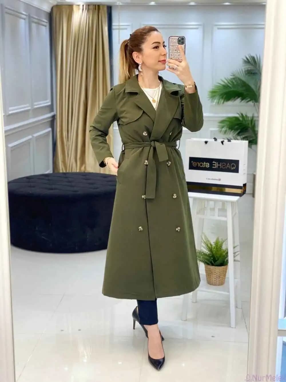 Zara Trençkot Koleksiyonu: Şıklık ve Fonksiyonelliğin Modern Buluşması