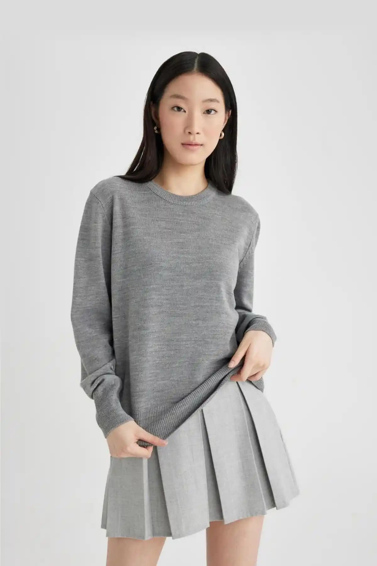 Defacto Regular Fit Yüksek Dokulu Bisiklet Yaka Kazak Günlük ve Şık Kullanım İçin