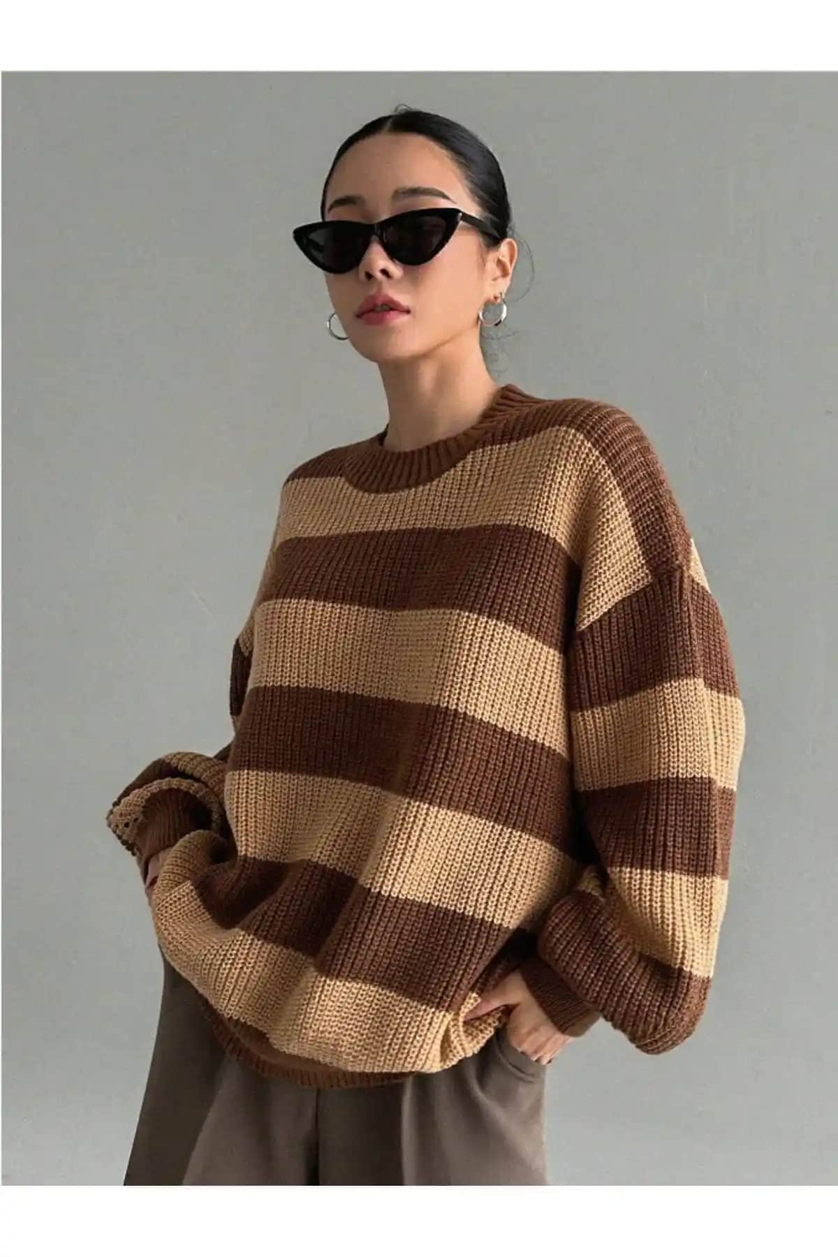 Dier Moda Kadın Çizgili Oversize Triko Kazak Şık ve Rahat Günlük Giyim Alternatifi