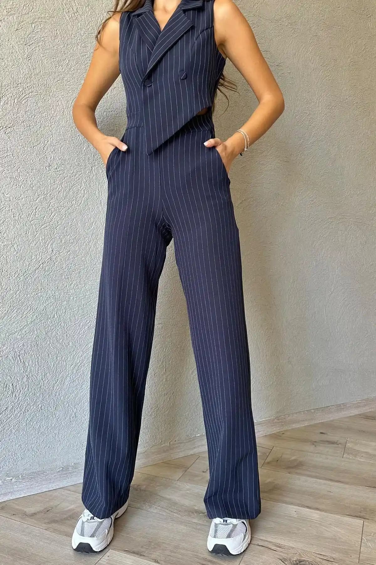 Harmony Global Çizgili Atlas Kumaş Kolsuz Tulum Karşılaştırması ve Detayları