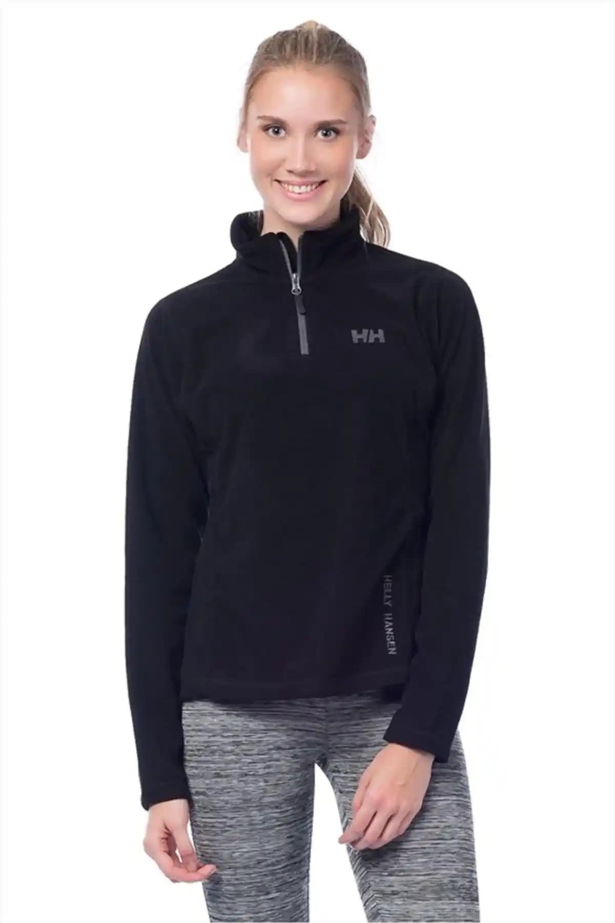 Helly Hansen Kadın Siyah Polar Fleece: Yüksek Isı Yalıtımı ve Şık Tasarım Özellikleri