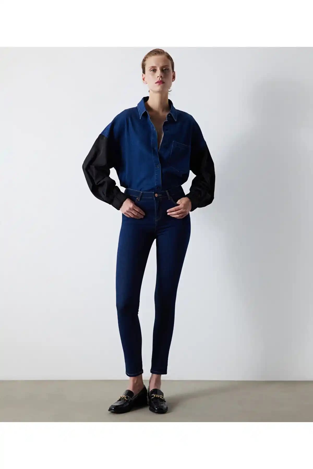 İpekyol Skinny Fit Jean Pantolon: Modern Tarz ve Konfor Sunan Şık Kadın Pantolonu