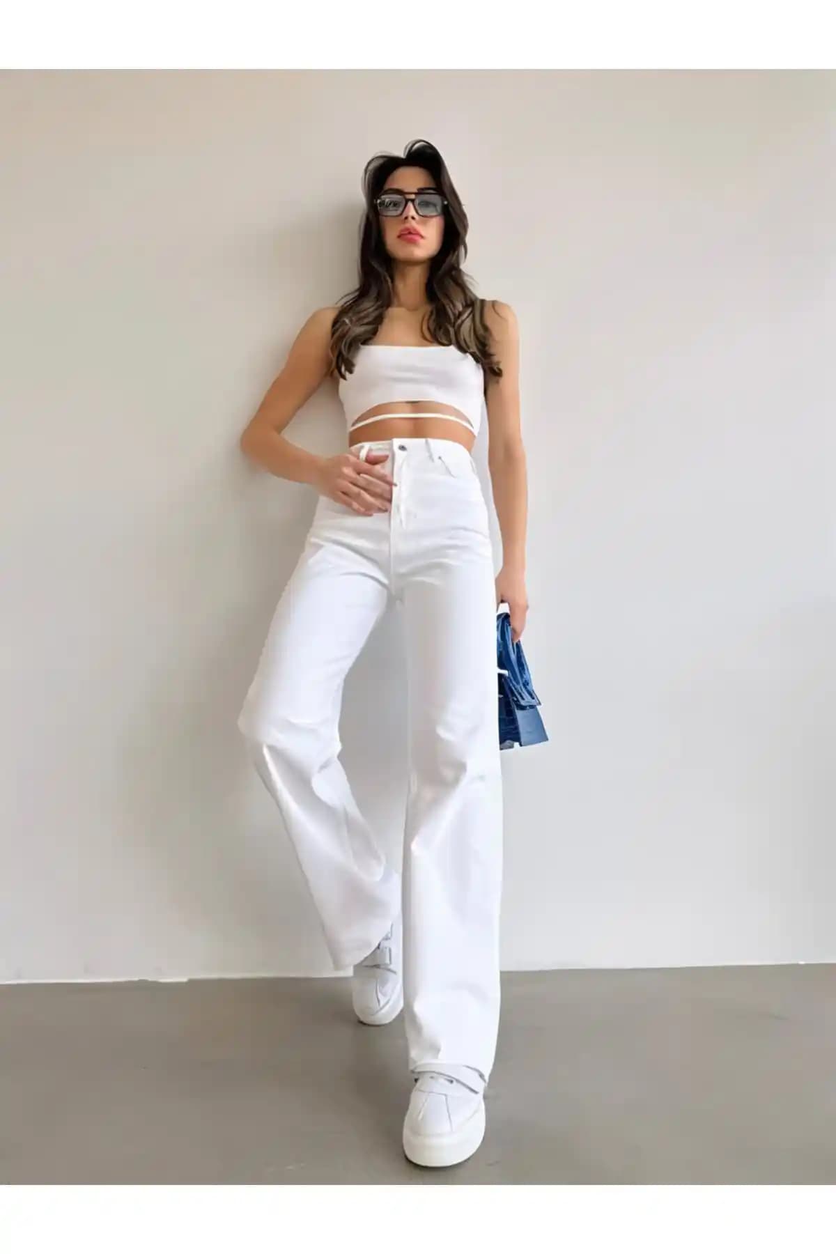 Kadın Beyaz Palazzo Jean: Modern ve Konforlu Tasarım ile Günlük Şıklık