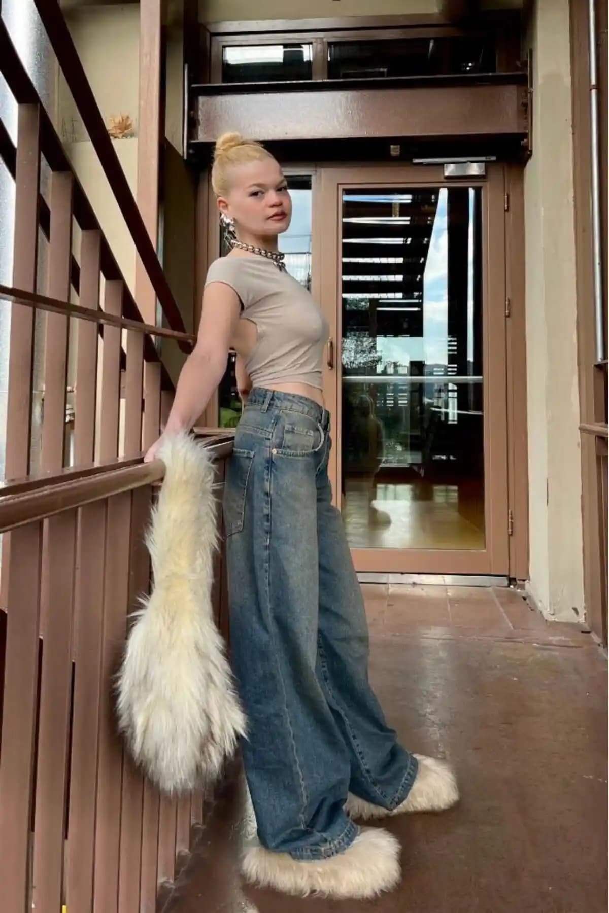 Kadın Jean Modelleri: Baggy ve Wide Leg Jeanlerin Karşılaştırması