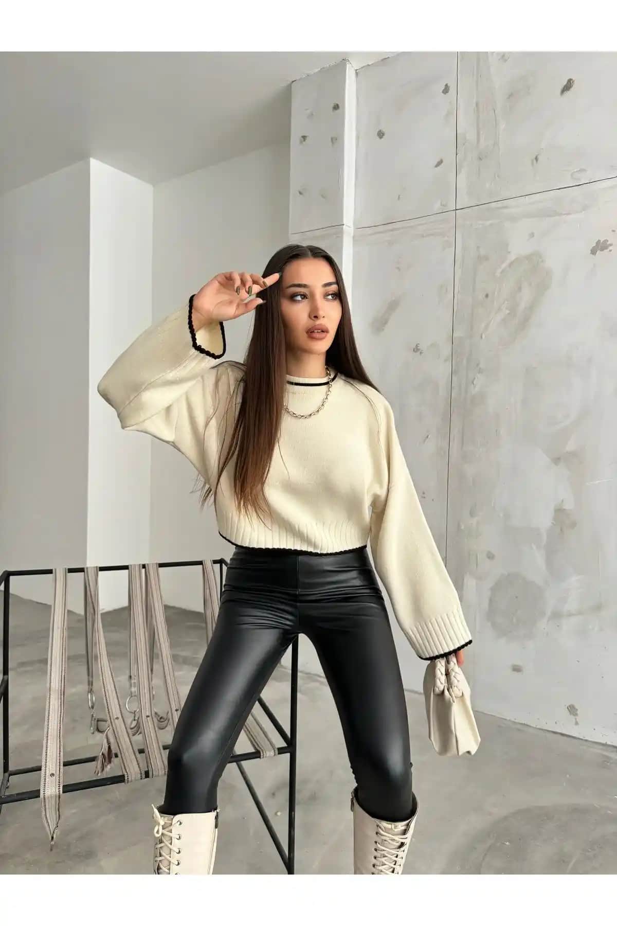 Kadın Triko Ürünleri Karşılaştırması: Charm Butik ve Ugdelia Modellerinin Özellikleri