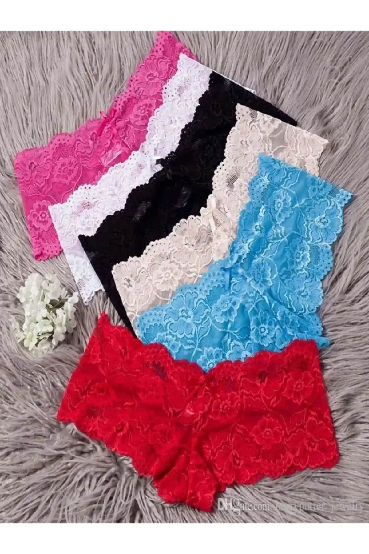 Kadınlar İçin Dantelli Boxer Kadın Külotları: Şıklık ve Konforu Bir Arada Sunar