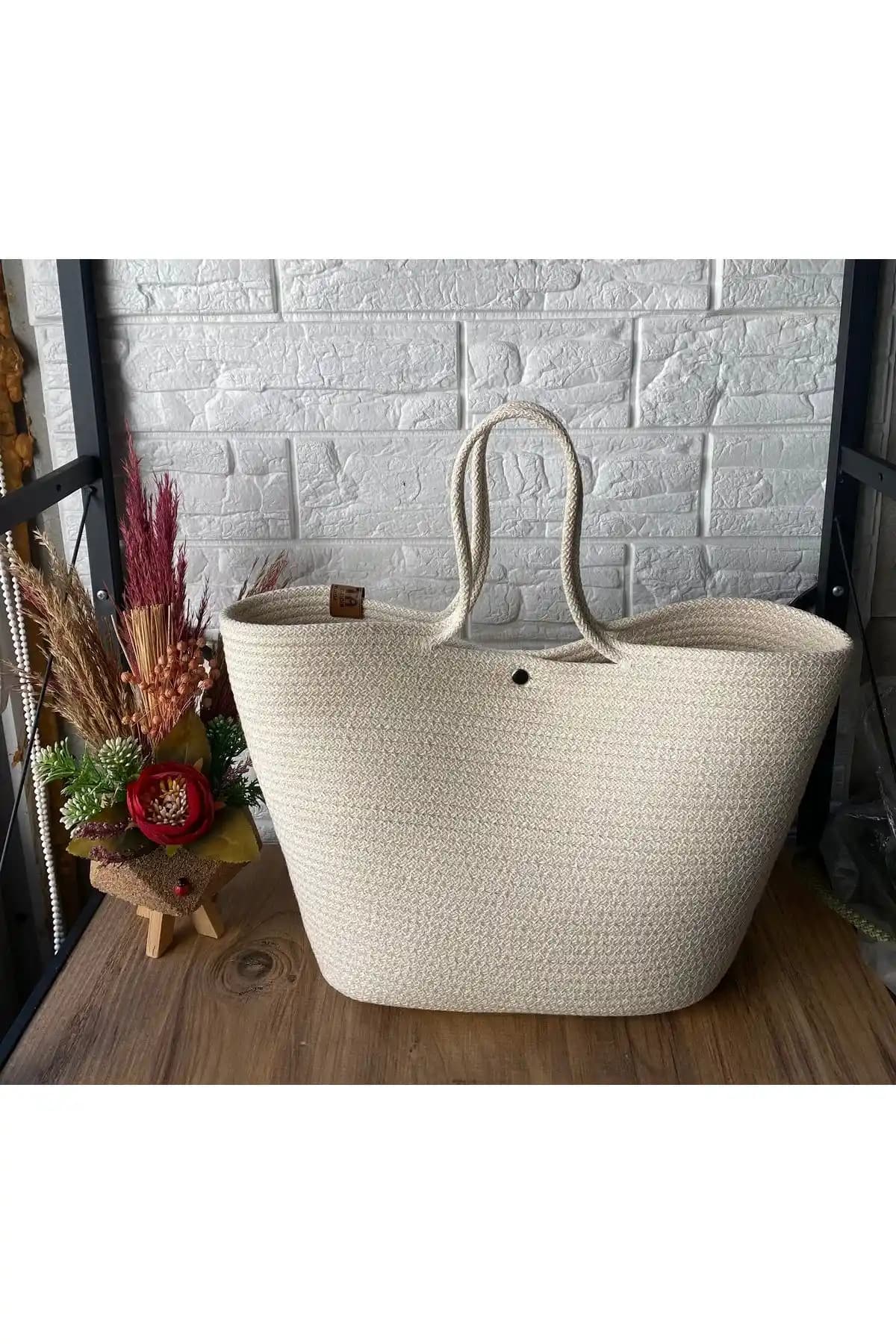 Metasupla ve TurQhouse Hasır Jüt Plaj Çantası Karşılaştırması ve Özellikleri