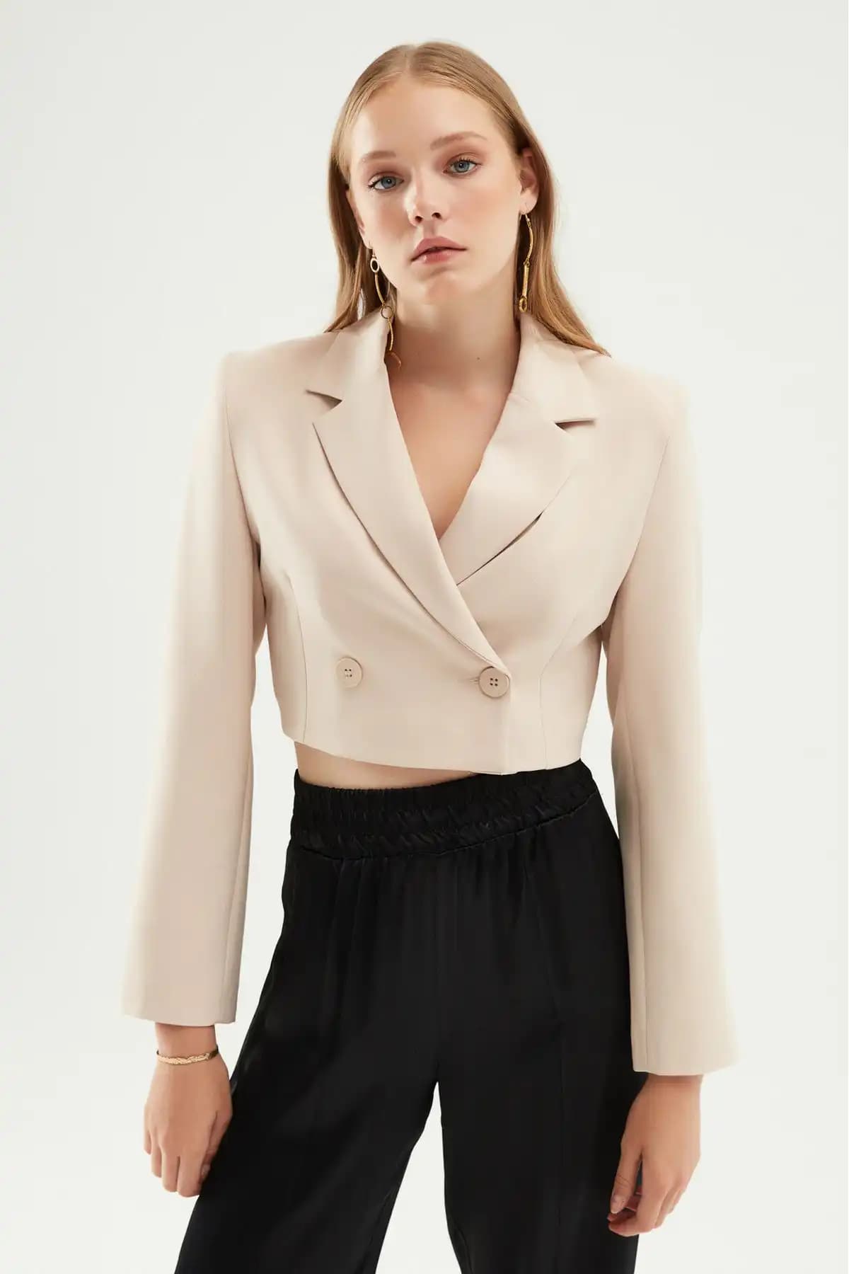 Quzu ve Saade Kruvaze Crop Blazer Ceket Karşılaştırması ve Seçim Rehberi 1