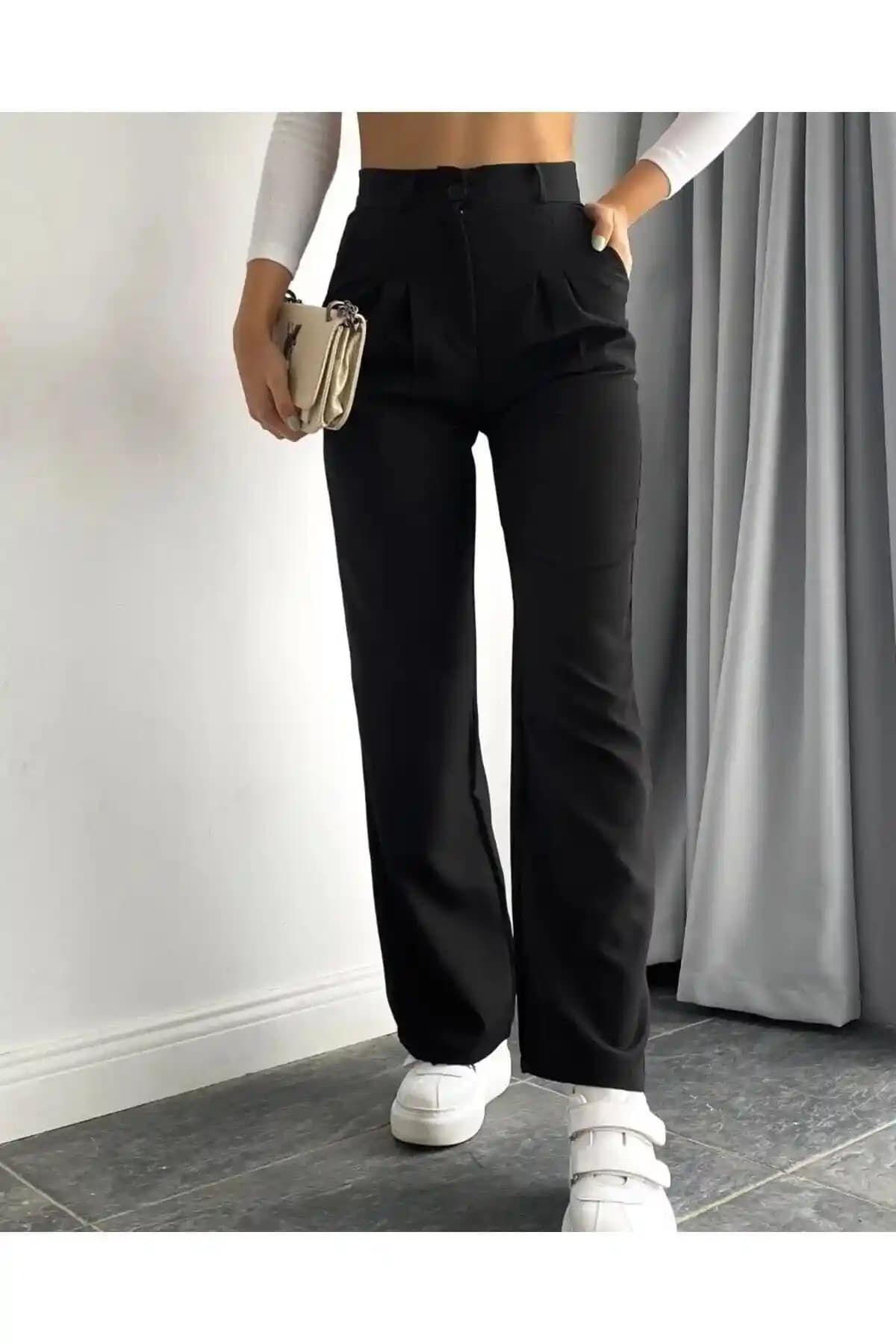 Yüksek Bel Palazzo Pantolon: Modern Tasarım ve Çok Yönlü Kullanım Özellikleri