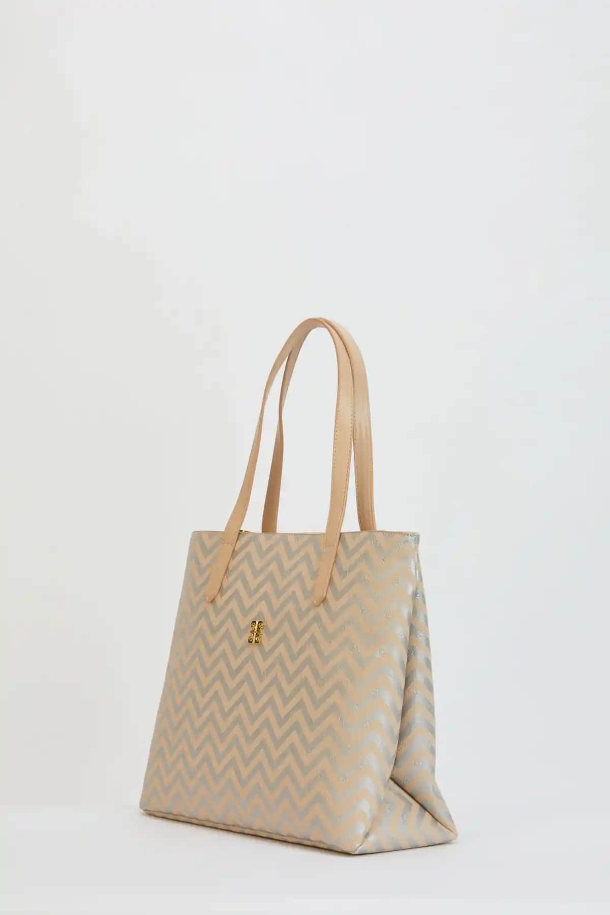 Pierre Cardin Bej Gümüş Kadın Omuz Çantası İle Şıklığı Yakalayın