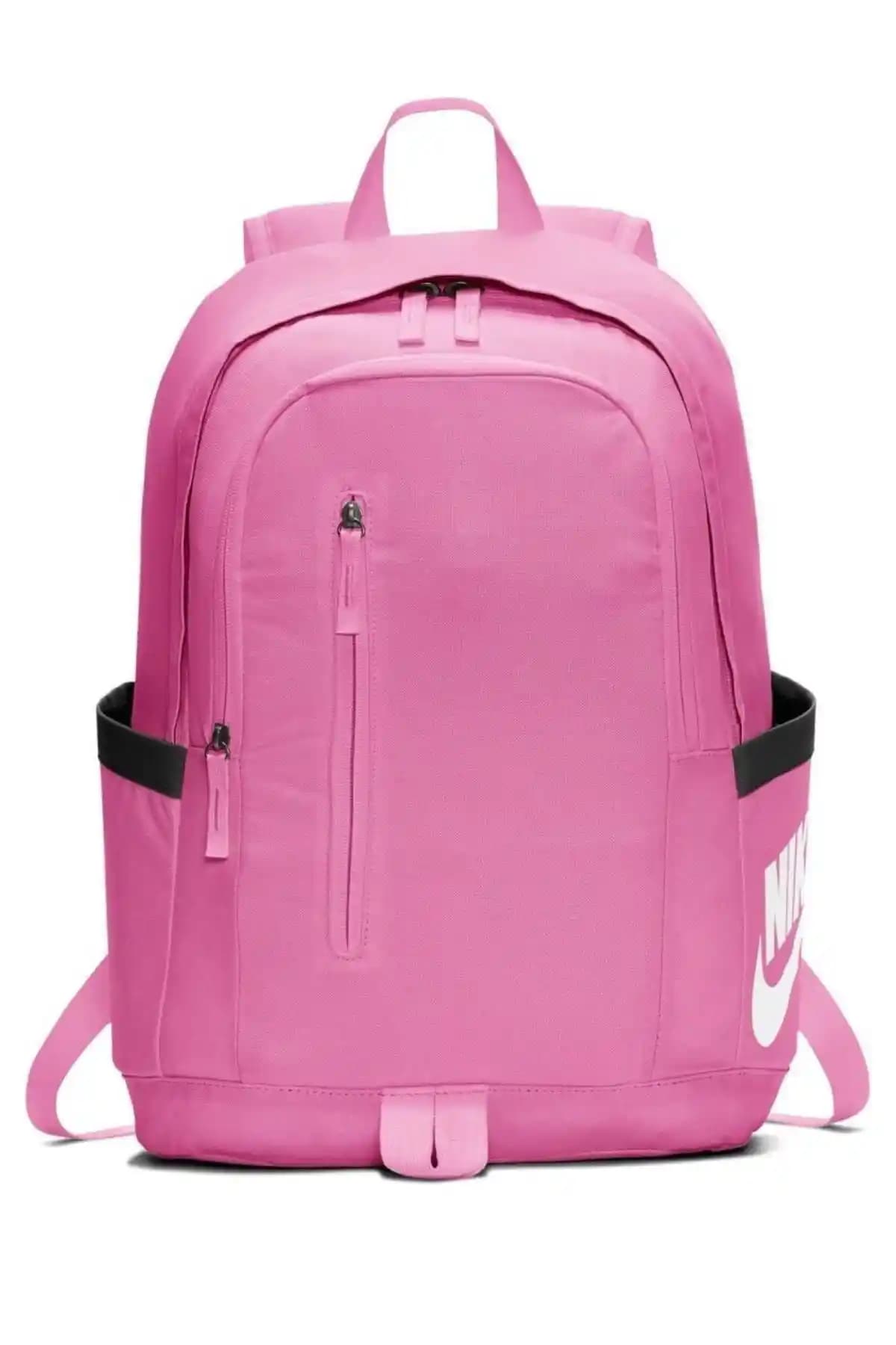 Nike Unisex Sırt Çantası: Stil, Konfor ve Fonksiyonellik Bir Arada