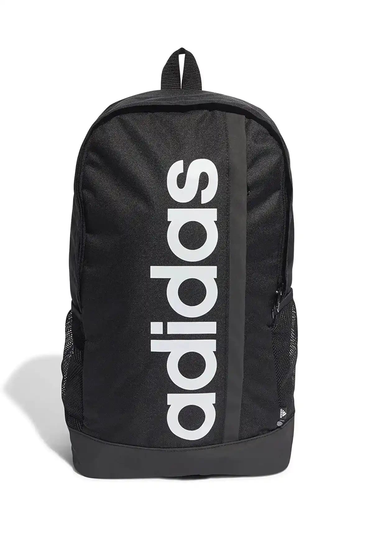 adidas Essentials Linear Sırt Çantası: Şıklık ve Fonksiyonelliği Birleştiriyor