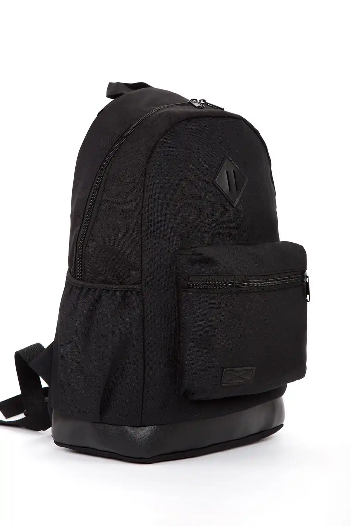 BAGzy Pool Unisex Sırt Çantası: Şıklık ve Konforu Bir Arada Sunuyor