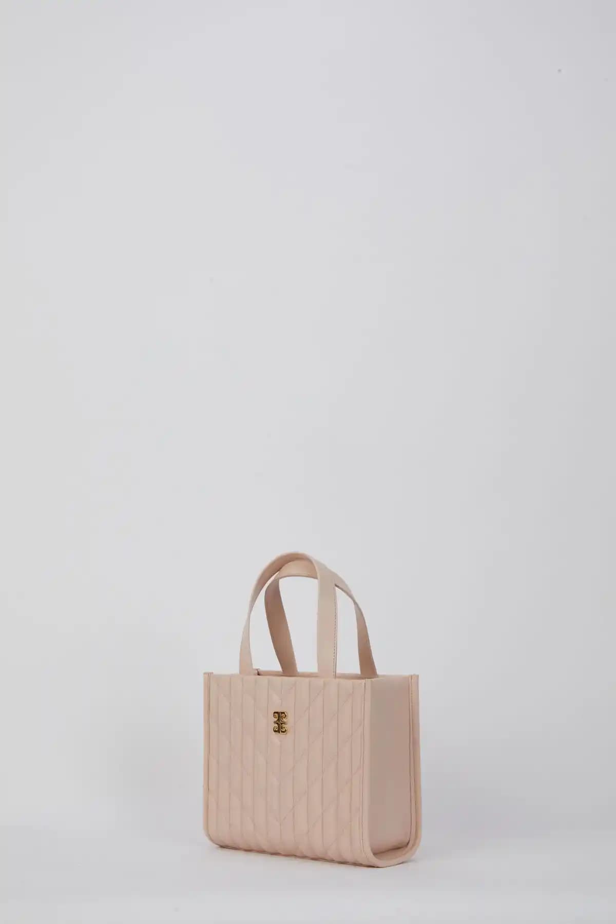 Pierre Cardin Toz Pembe Kadın Omuz Çantası: Şık ve Fonksiyonel Tasarım