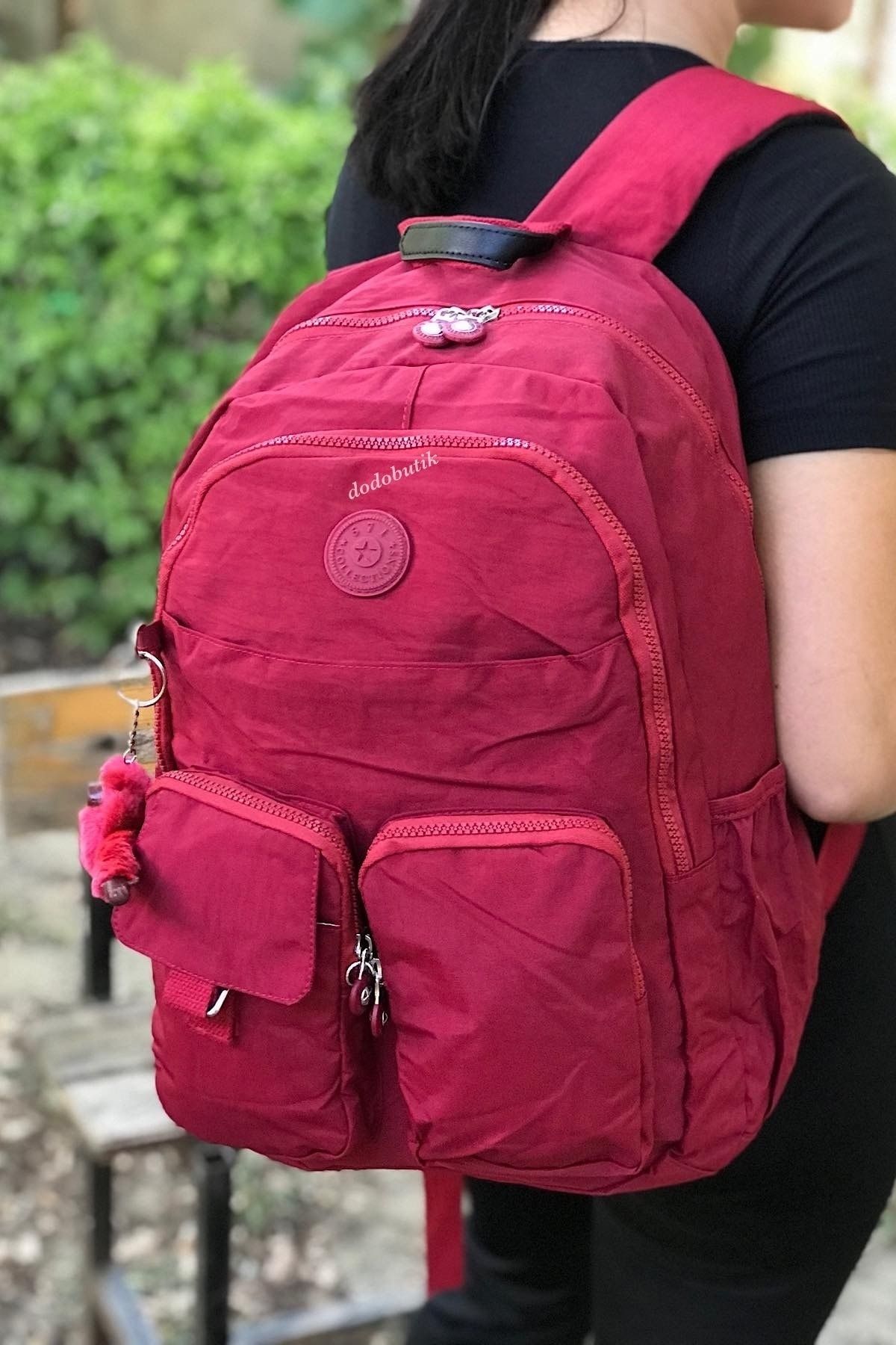 DodoButik Büyük Boy Suya Dayanıklı Cepli Kırmızı Sırt Çantası: Fonksiyonel ve Şık Tasarım